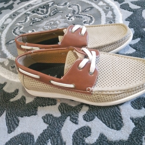 Kenneth Cole boat shoes - Picture 4 of 5